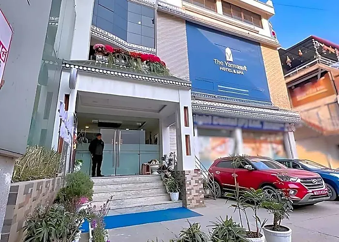 Vannasut And Hotel 4*