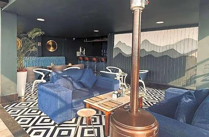Hotel Vannasut And