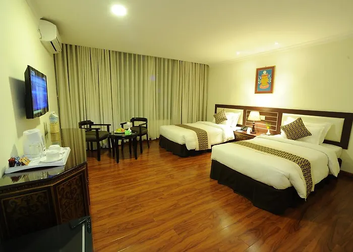 Hotel Vannasut And 4*